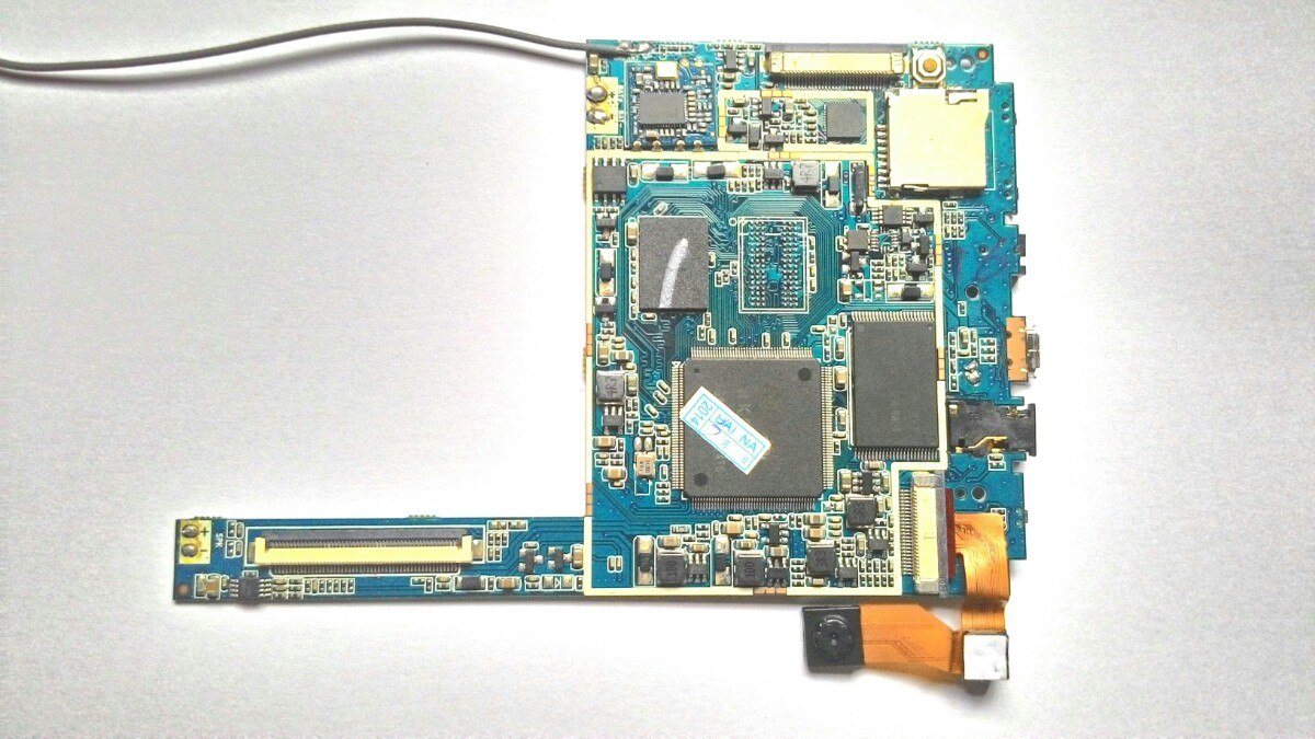 tablet hyundai hy-h706