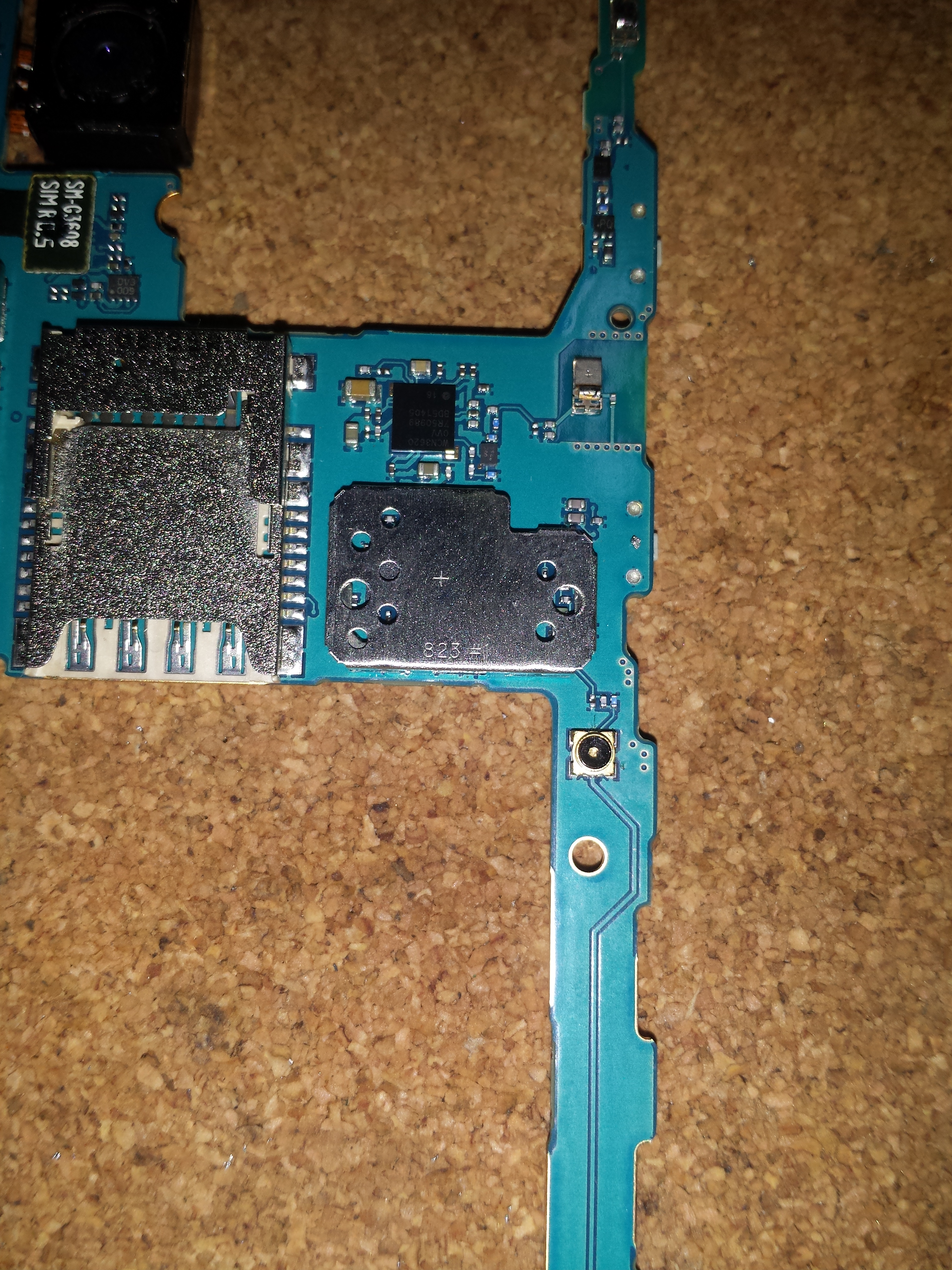 Samsung G360 reconhece chips más não da sinal