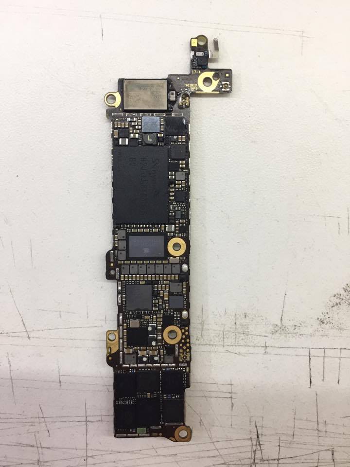 iPhone 5S não liga