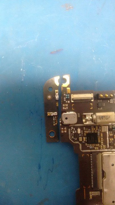 Placa quebrada XT1563 (MOTO X PLAY)