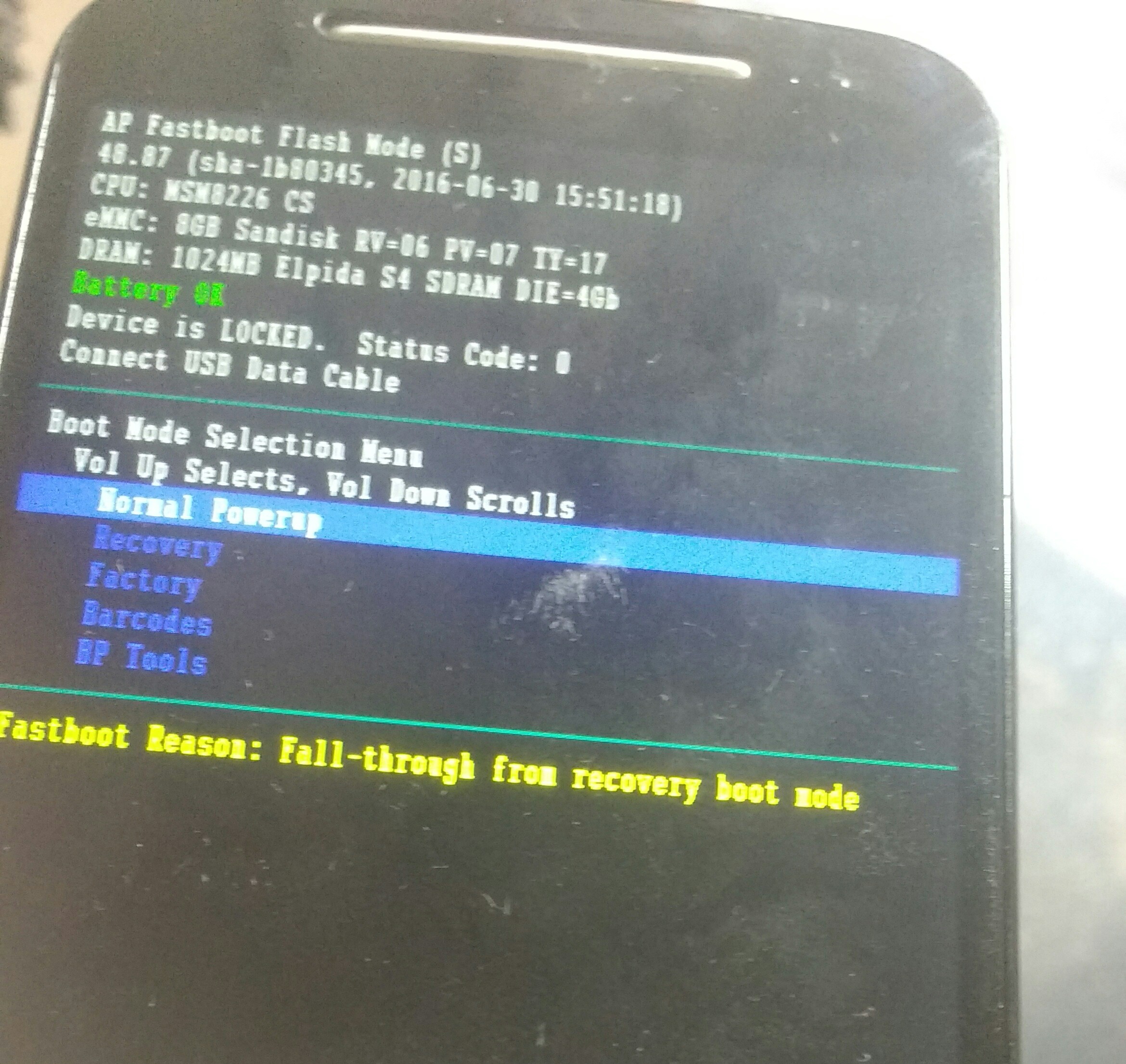 Moto G2 xt1068 não sai da tela de Fastboot