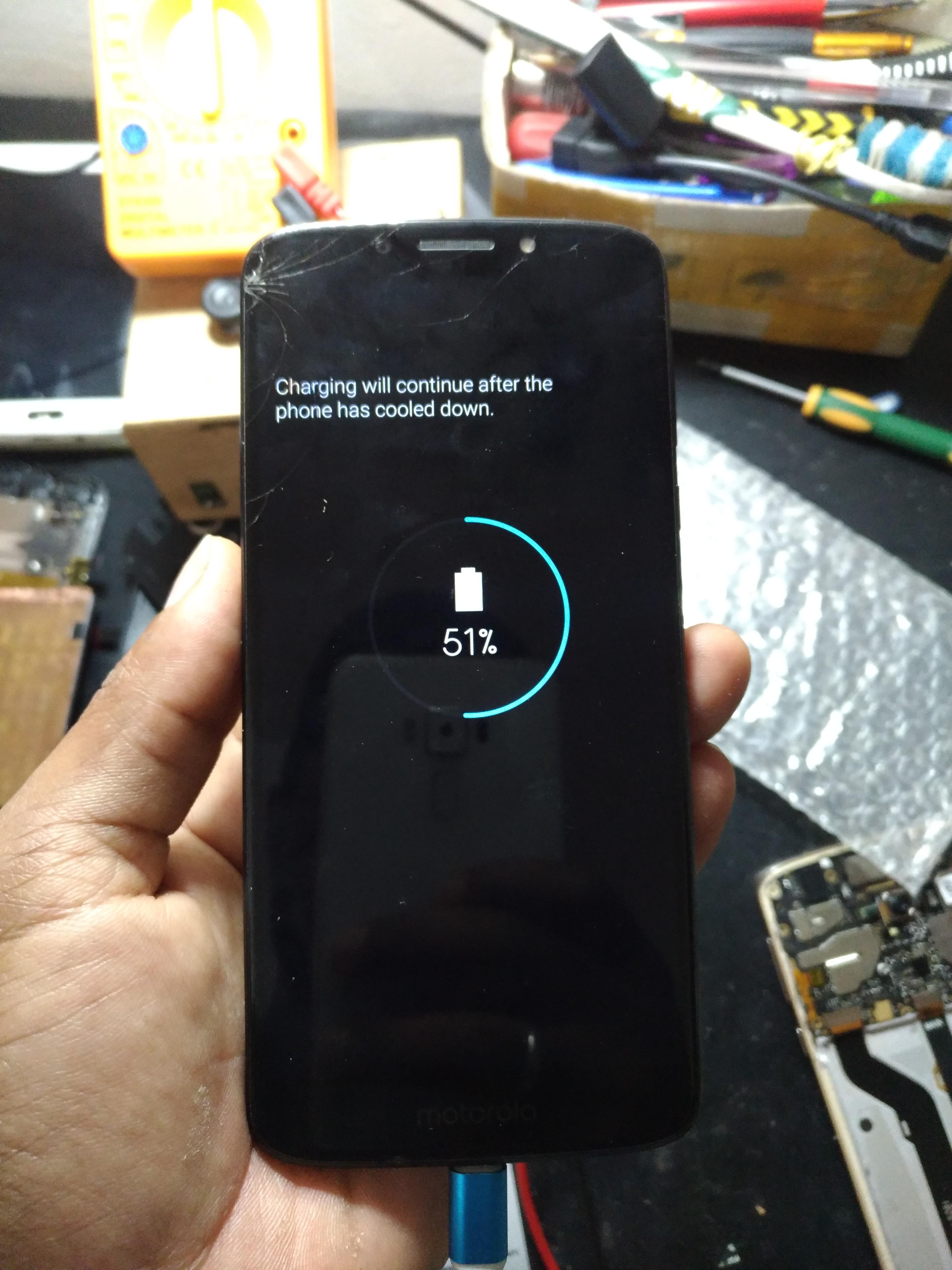 moto g6 play não carrega